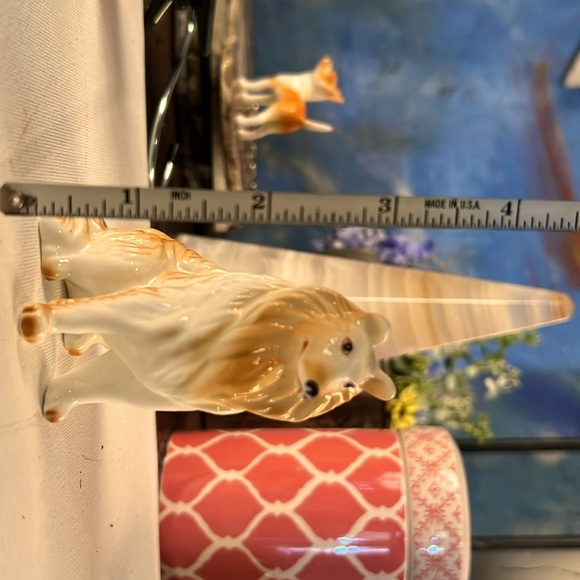 Giftcraft lassie bone china figurine. - Picture 5 of 5